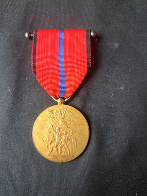 médaille  société des volontaires 14 . 18 & 39 45