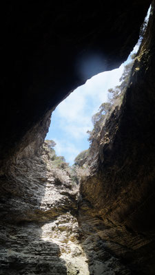 Voyez-vous le contour de la Corse ? 