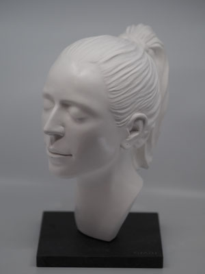 Portrait / Giesskeramik / Andreas Lindgger