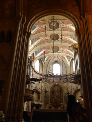 La nef de la cathédrale