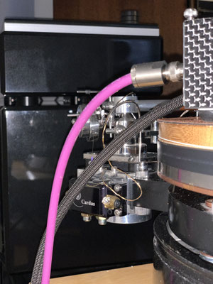 pluto-armbasis-aufnahme-detail