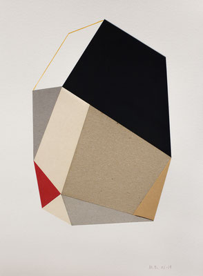 Geo-5. Papel, cartón y lápiz de color ( 24 x 32 cm ) 2019