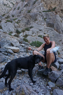 Luna der Hund von Carlo und seiner Freundin Flora