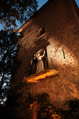 English wedding at Villeclare Castle. Mariage anglais au Château de Villeclare. Eclairage des mariés. Dj français pour mariage Anglais. Stéphane Terpreau.