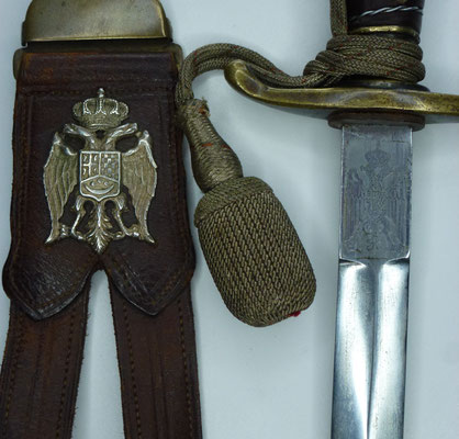 Dague officier armée de terre Yougoslave  avec sa beliére 