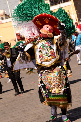 Carnaval de Huejotzingo "gozar la vida"