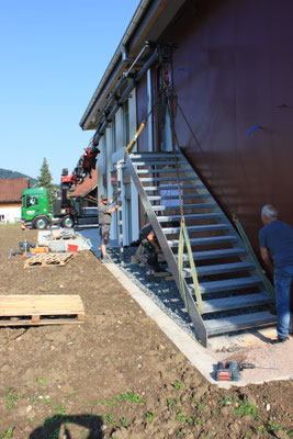 Montage Aussenfluchttreppe, Foto /6, Juli 2025