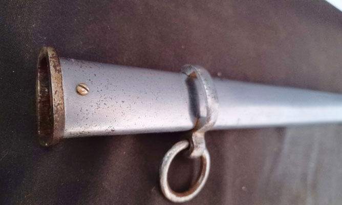 sabre type Dérué sous officier cavalerie vue de la beliére passant