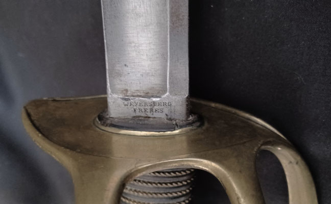sabre cavalerie légére suisse modèle 1842 lame marquée weyersberg fréres 