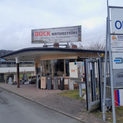 Zufahrt zur Oberndorfer Hütte - Das Pförtnerhaus