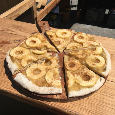 tarte fine aux pommes & à la cannelle - Le Bar à Pizzas de Walter