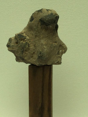 Frank Talloen, 10x7x22,7, Wood/Stone, 2015.S31