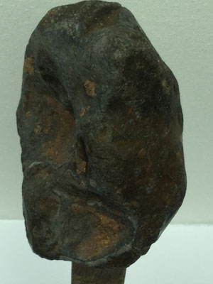 Frank Talloen, 9,5x9x30, Wood/Stone, 2015.S30
