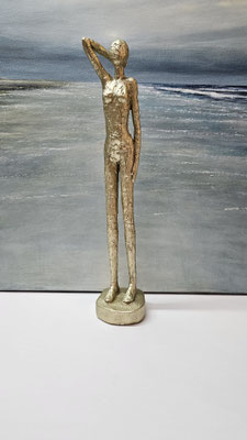 Skulptur, goldfarben, Höhe ca. 38 cm, Marmorsockel, 39,-€ 