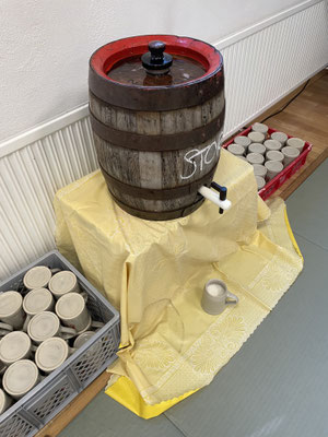 Il barile da 60 litri di ottima birra locale.