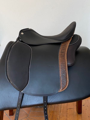 Schwarz7Mocca mit 2. Sattelblatt und Equitation Kissen für eine grössere Auflage