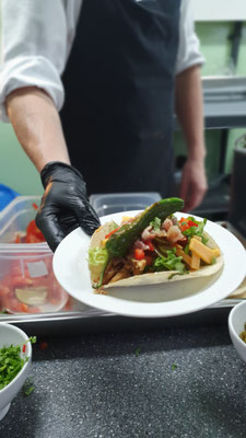 Bunte und leckere Tacos – eine Explosion an Geschmack und Frische!