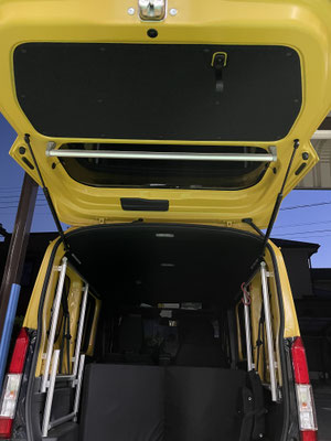 NVANで車中泊をするなら、トランポ関東へご相談ください。
