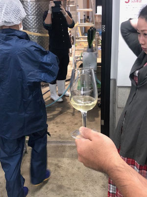 香月ワイン2019ヴィンテージアヤブラン タンク直試飲