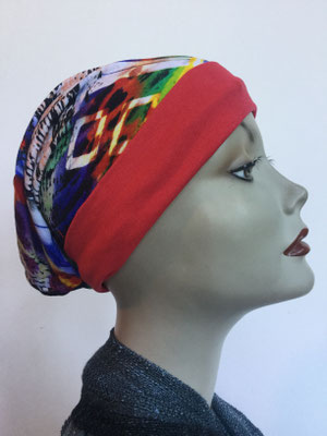 So 69a - Beanie  Schlumpfmütze einfach - multicolor mit rotem Bord