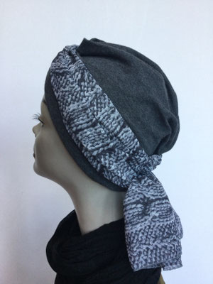 So 28k - Grau mit gestricktem Druckmuster
