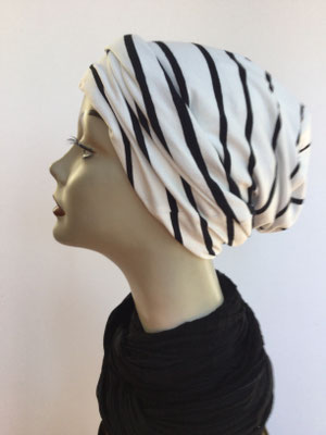 So 12u - Hutmodell Beanie - schwarz-weiss gestreift