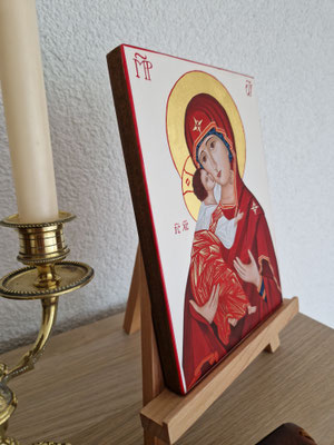 Mère de tendresse 24/18 cm : 78 chfs ou 78 euros