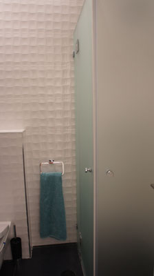 Parents showerbathroom