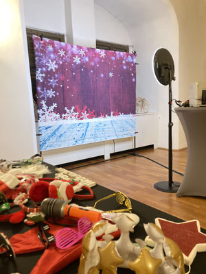 Fotobox zu Weihnachten mit Weihnachtsutensilien