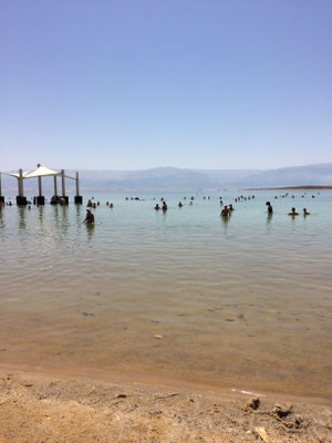 Badeleben im Toten Meer