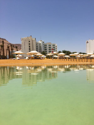 Wasser mit Hotel Lot
