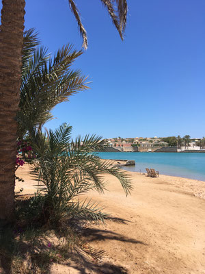 Blick von Hamadis Villa über die Lagune