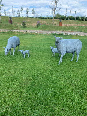 Bronze sheep real size