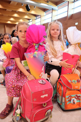 Ganz viel rosa: die Augen glänzen genauso wie die Schultüten