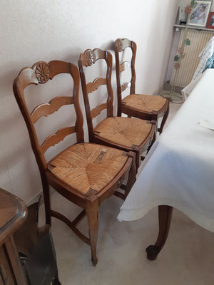 #Avant  chaises style Louis XVI
