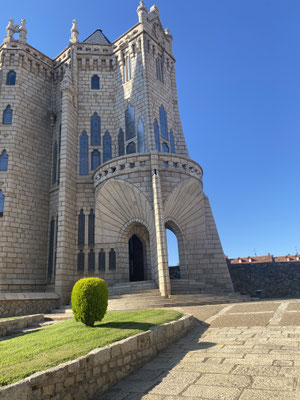 Palacio episcopal de Astorga diseño de Gaudí