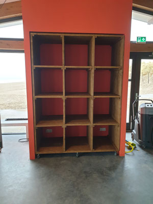 Vakkenkast Kust Surfvereniging Noordwijk