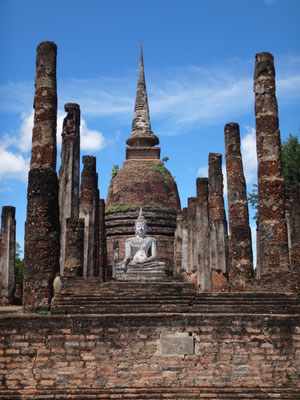 Im Inneren des Wat Sra Sri