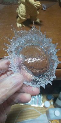 Clear resin explosion effect