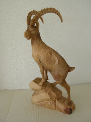 Steinbock Schnitzerei