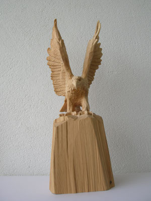 Adler Skulptur