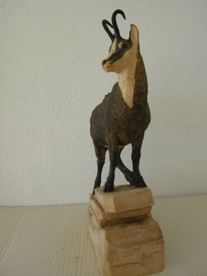 Gämse Holzskulptur