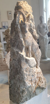 Steinbock Skulptur