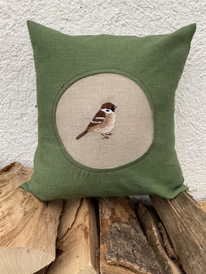 Feldsperling-Kissen von @marenxstitch
