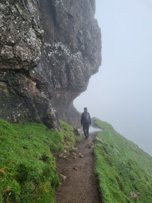 ...super Idee! Hier sehen wir vor lauter Nebel gar nichts mehr....