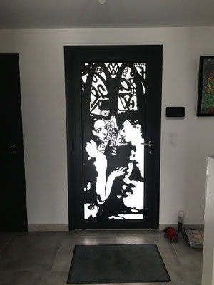 porte d'entrée aluminium artistique