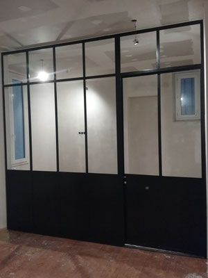 Verrière intérieur, esprit industriel déco, menuiserie métallique Hautes-Alpes