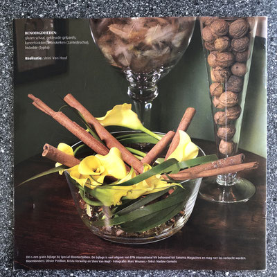 €3,00 incl. BTW/TVA/VAT, excl. transport costs 