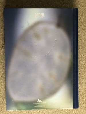 € 10,00 incl. BTW/TVA/VAT, excl. transport costs 