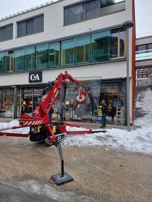 Glasreparatur Schaufenster - © Glaserei Allgaeuer